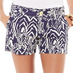 Lilly Pulitzer 5" Callahan Hidden Zebra Print Shorts 2 Navy blue white